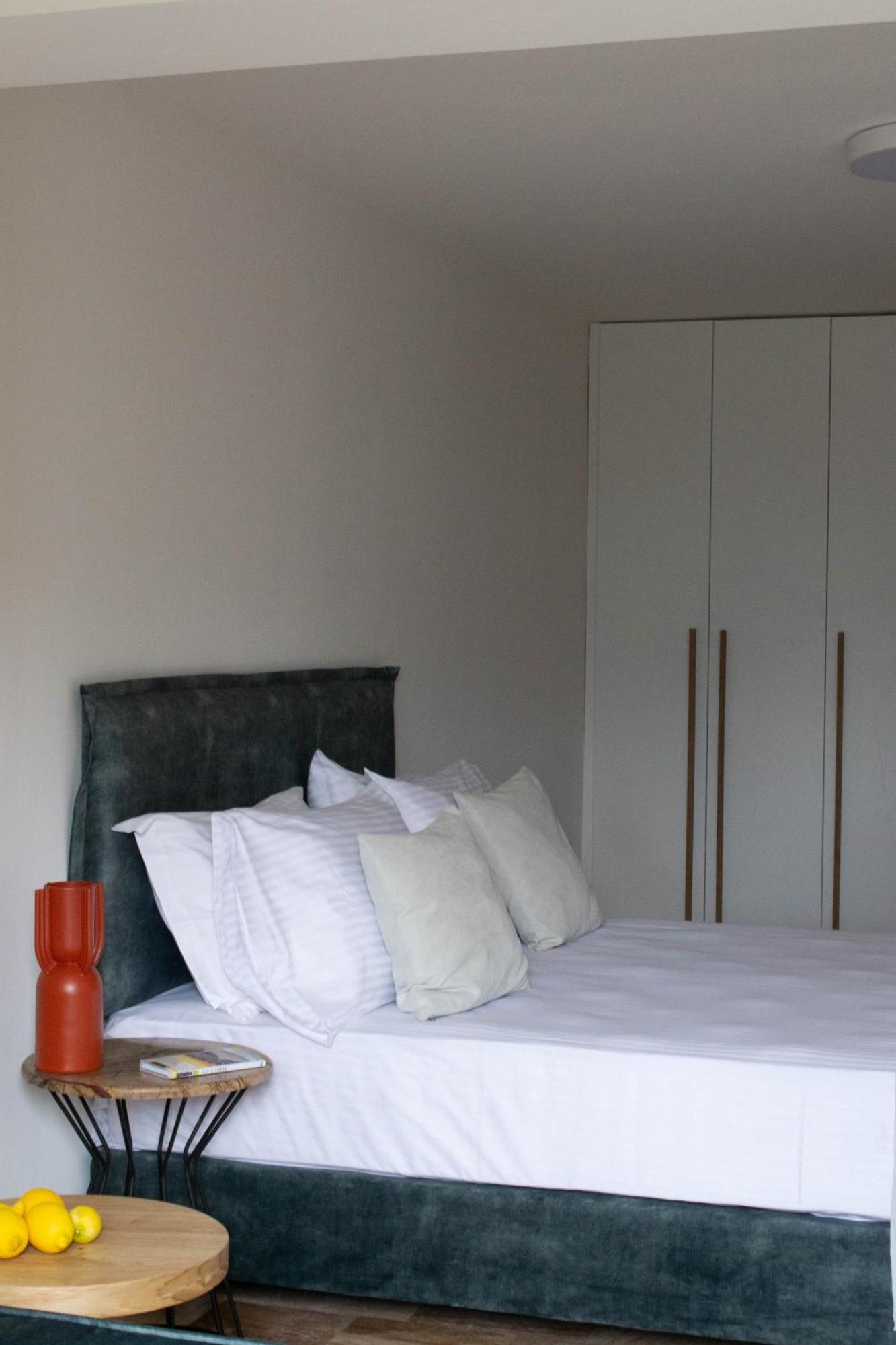 Oniropetra Luxury Suites Armakha Exterior photo