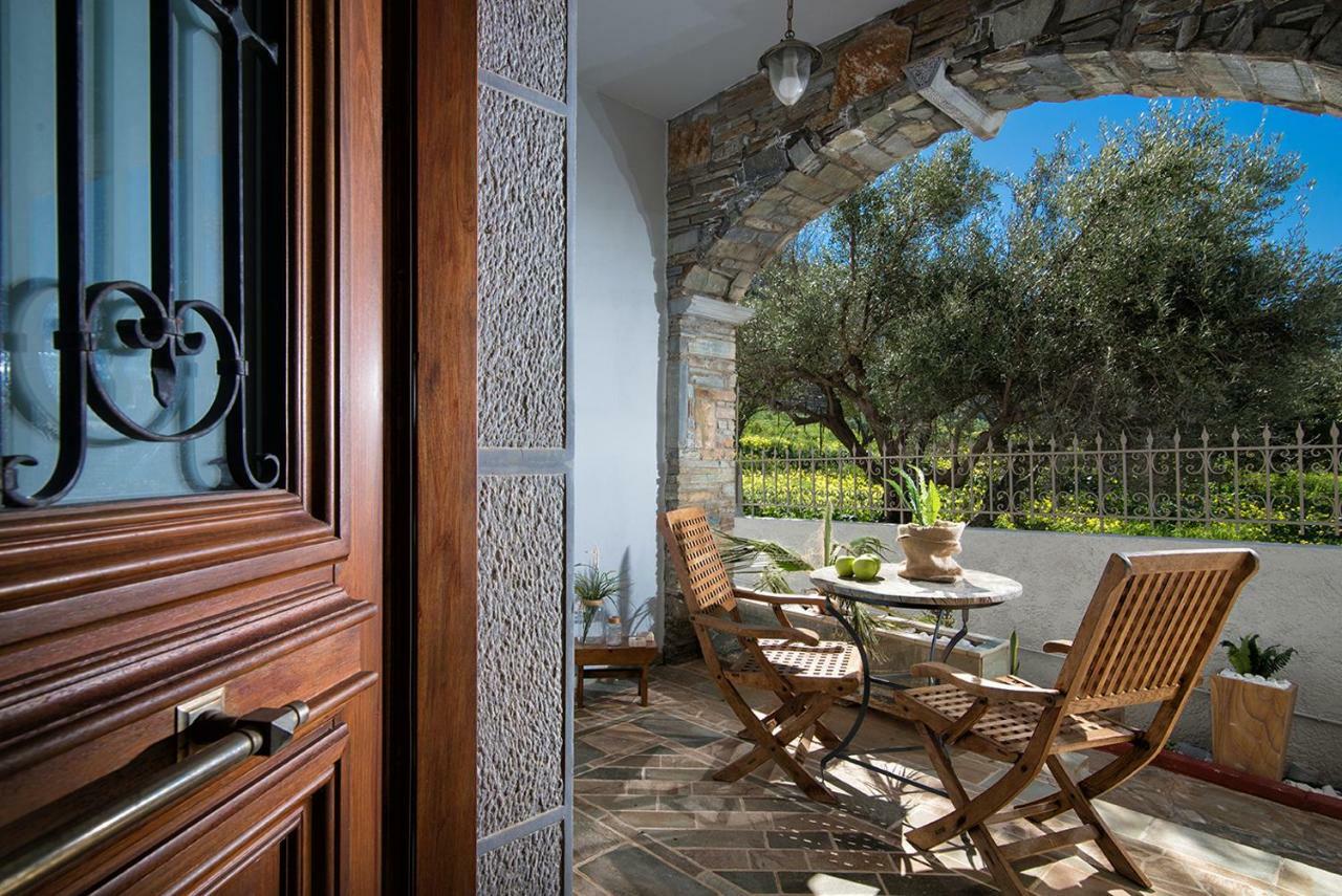 Oniropetra Luxury Suites Armakha Exterior photo